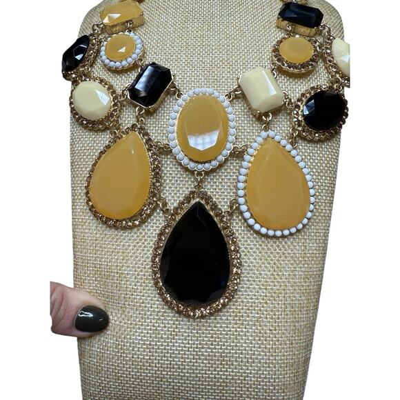 Kate Spade New York retired framed stone statement necklace gold yellow black - Picture 6 of 8